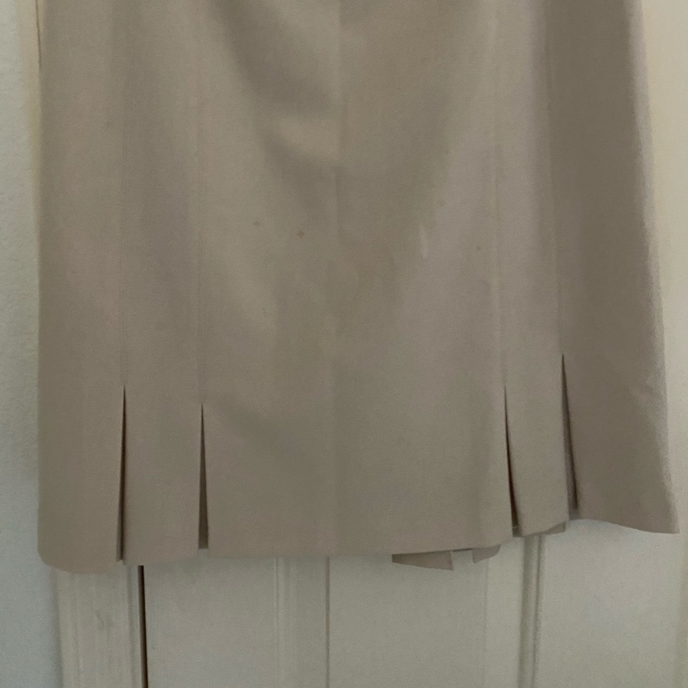 Amanda Smith Khaki/Stone Pencil Skirt - Picture 4 of 4